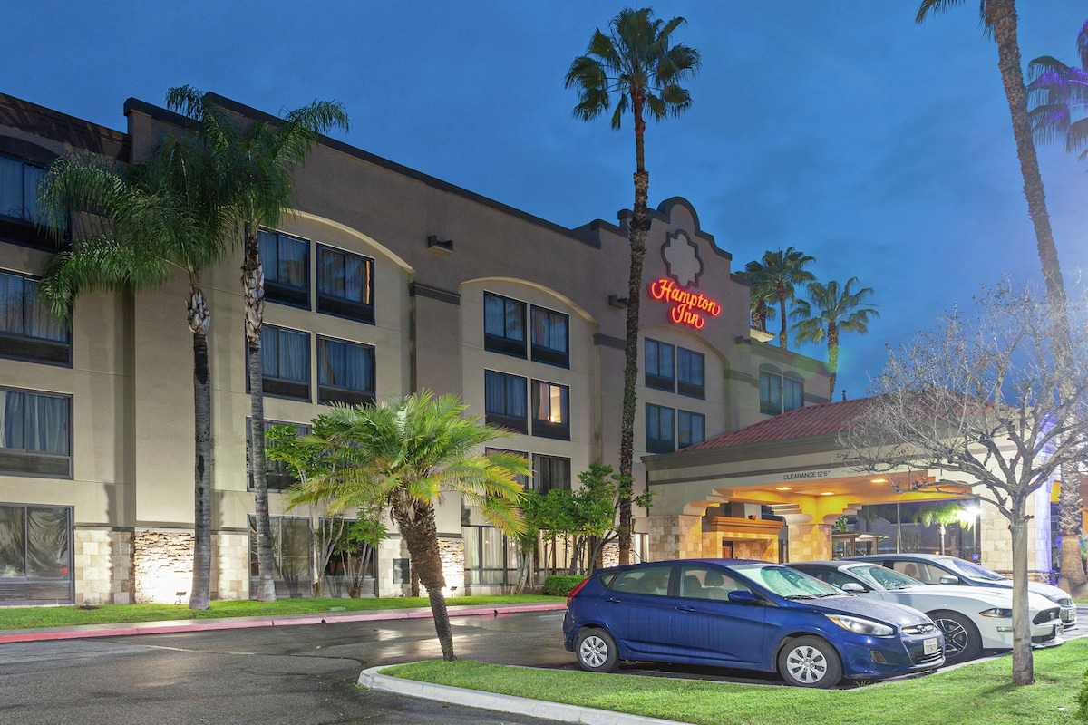 Hampton Inn Los Angeles/Arcadia/Pasadena - Photo 1