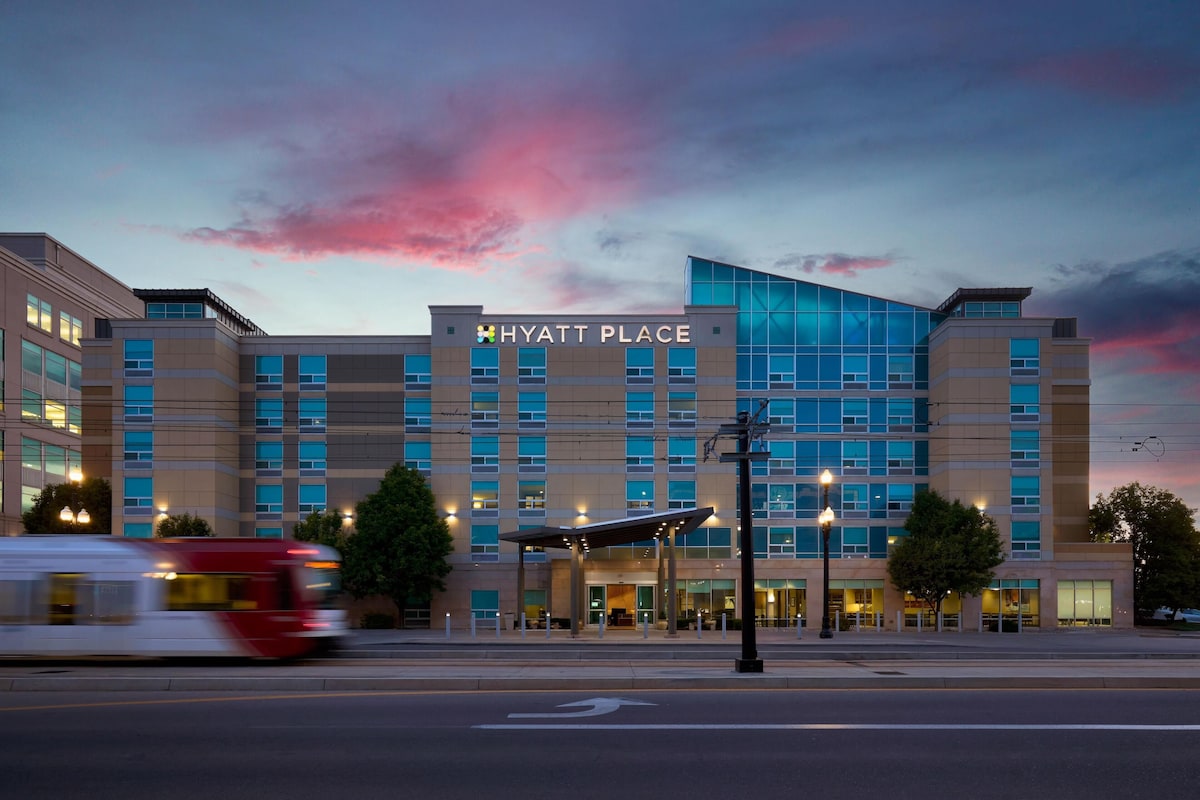 Hyatt Place Salt Lake City/Downtown/The Gateway - Photo 1