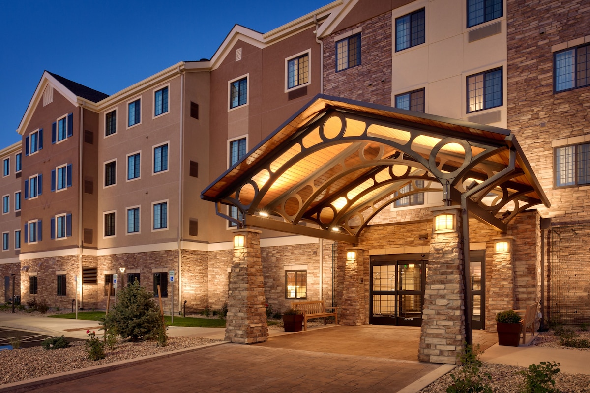 Staybridge Suites Cheyenne By IHG - Photo 1