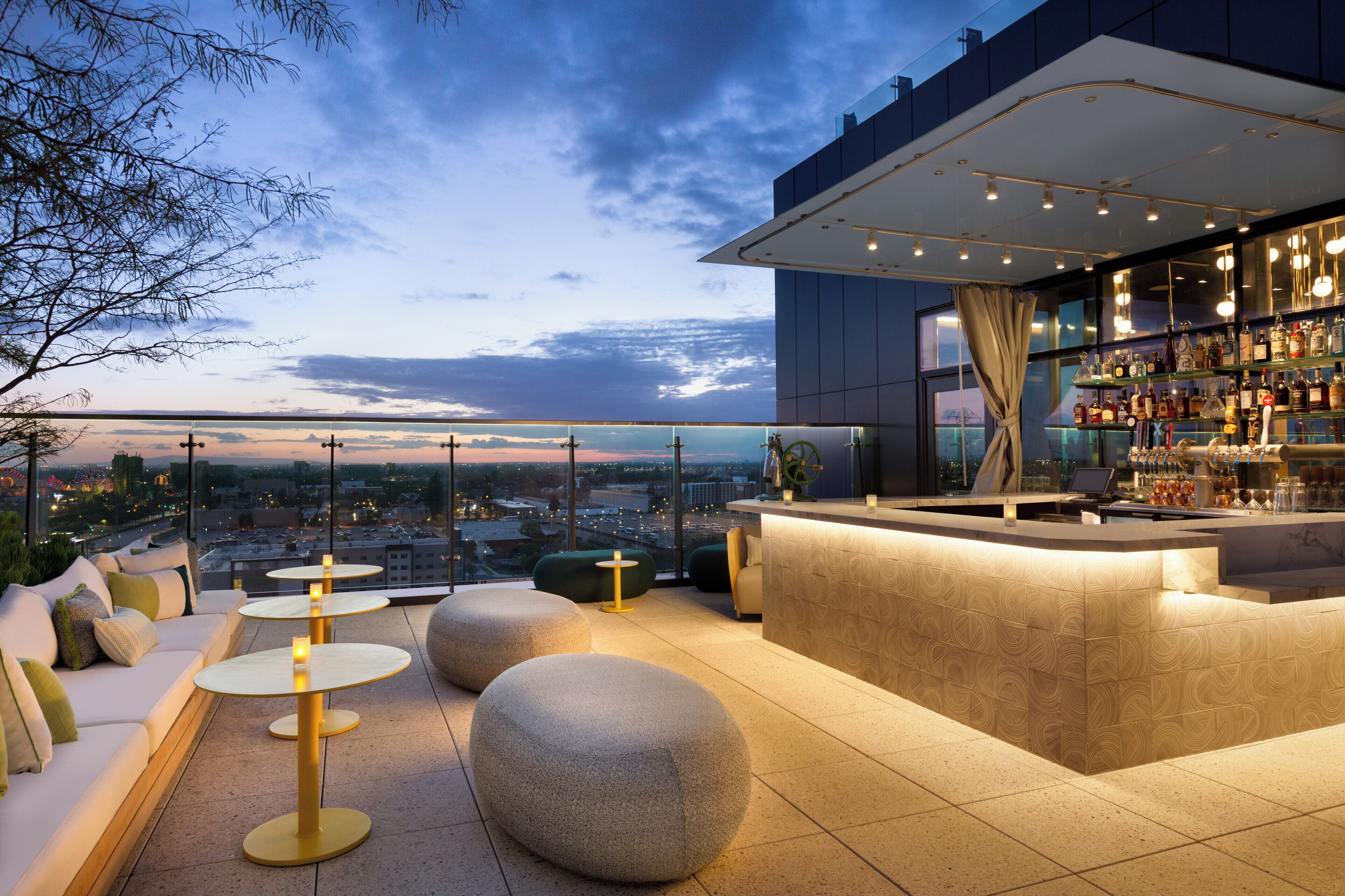 The Viv Hotel, Anaheim, a Tribute Portfolio Hotel - Photo 1