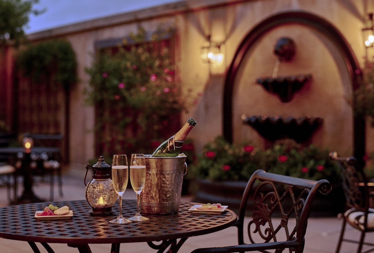 French Quarter Inn - Photo 1