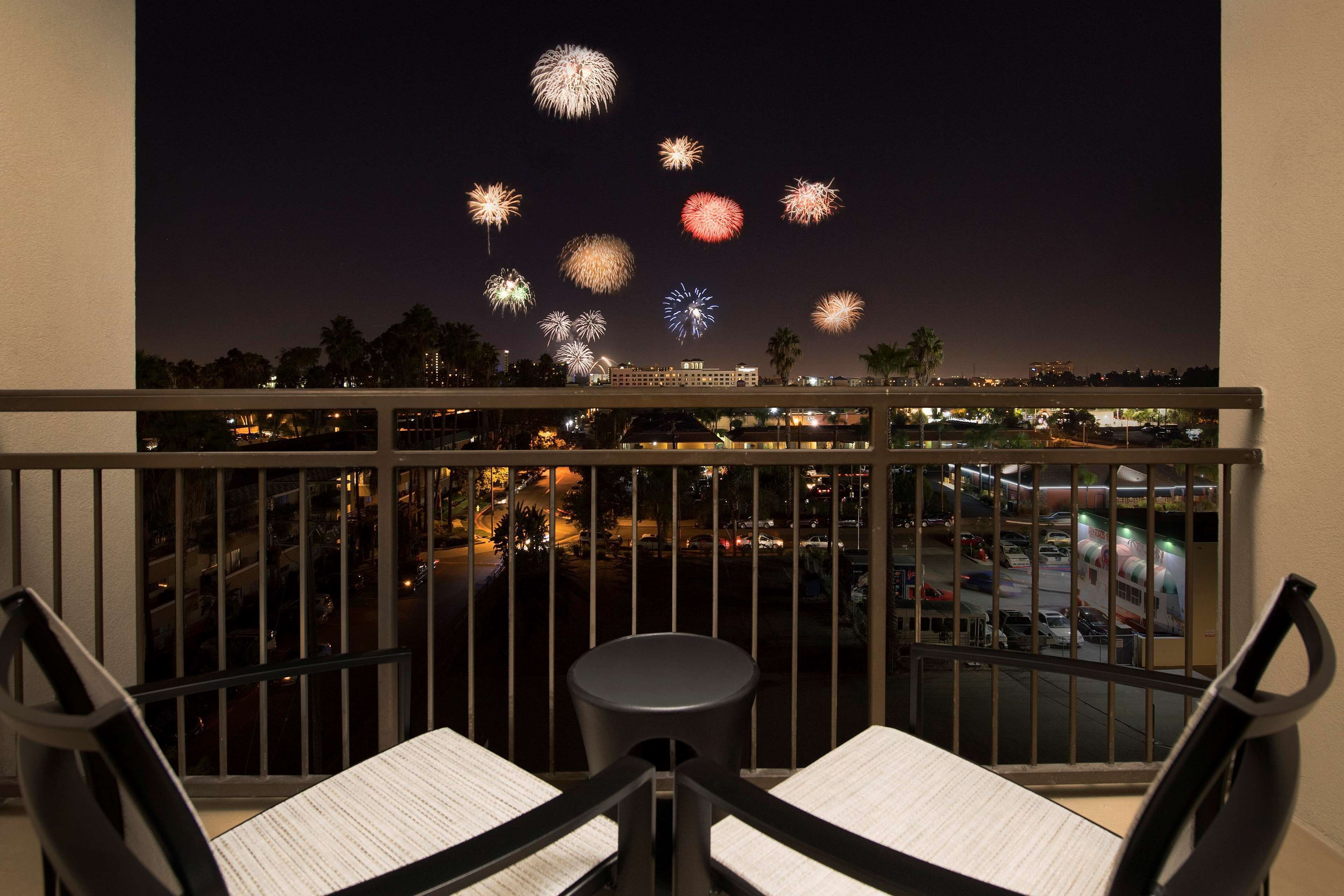 Hampton Inn & Suites Anaheim Garden Grove - Photo 1