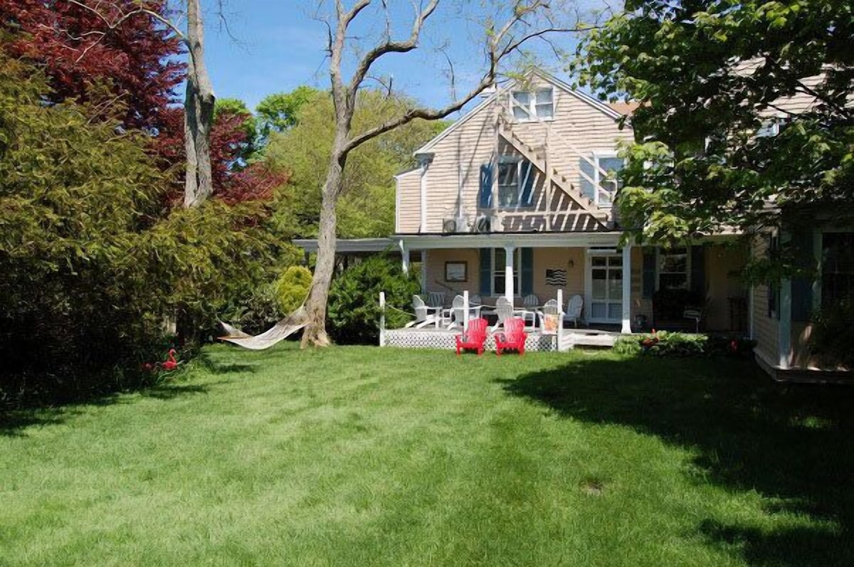 Simmons Homestead Inn - Photo 1