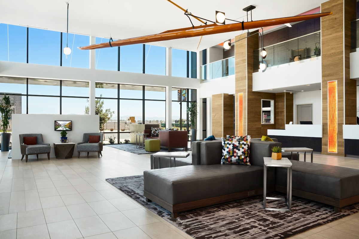 Ayres Hotel San Diego South - Chula Vista - Photo 1
