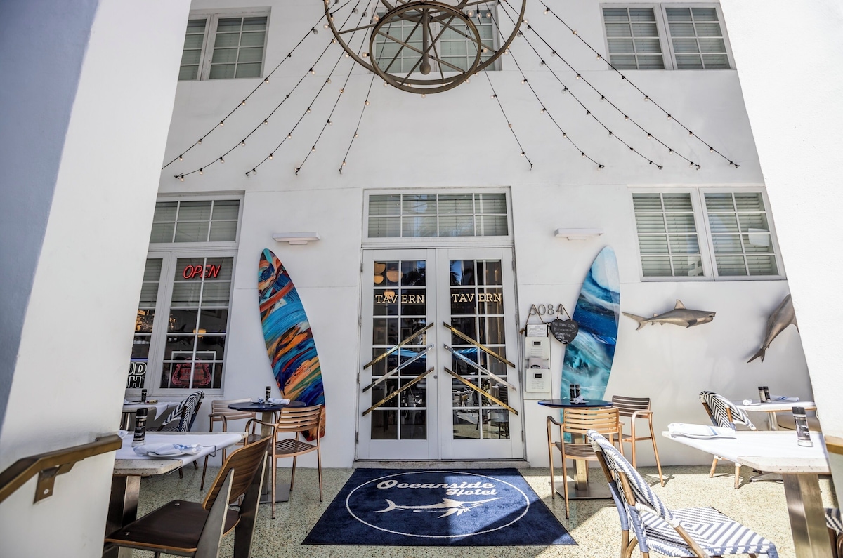 Oceanside Hotel - Photo 1