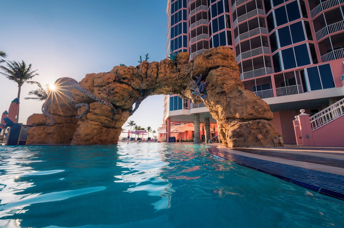 Pink Shell Beach Resort & Marina - Photo 1
