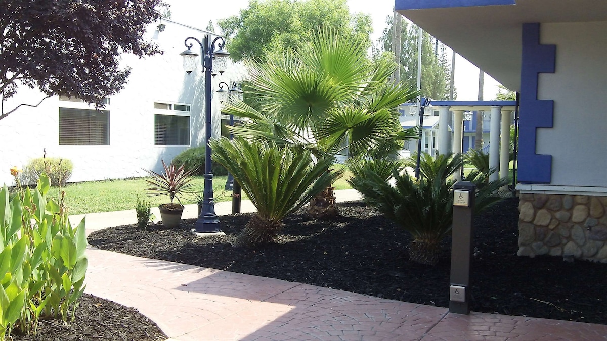 SureStay Plus By Best Western Sacramento Cal Expo - Photo 1