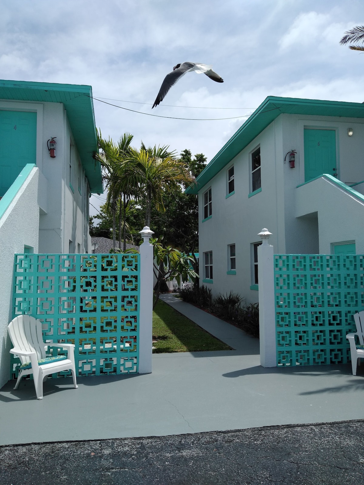Swashbuckler Motel - Photo 1
