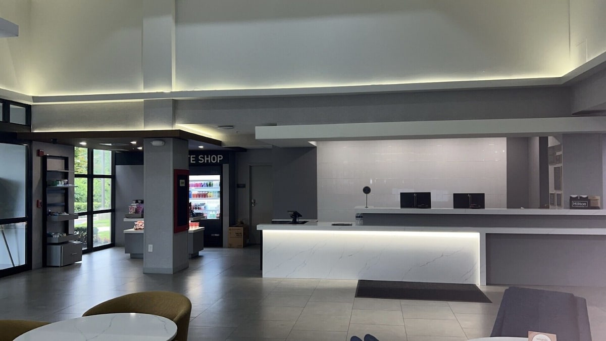 Homewood Suites By Hilton Tulsa South Medical District - Photo 1