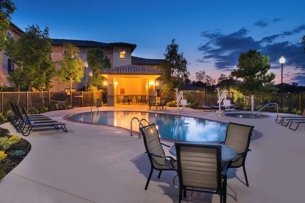 TownePlace Suites Thousand Oaks Ventura County - Photo 1