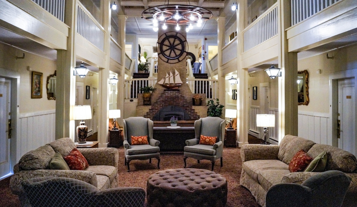 Provincetown Inn - Photo 1