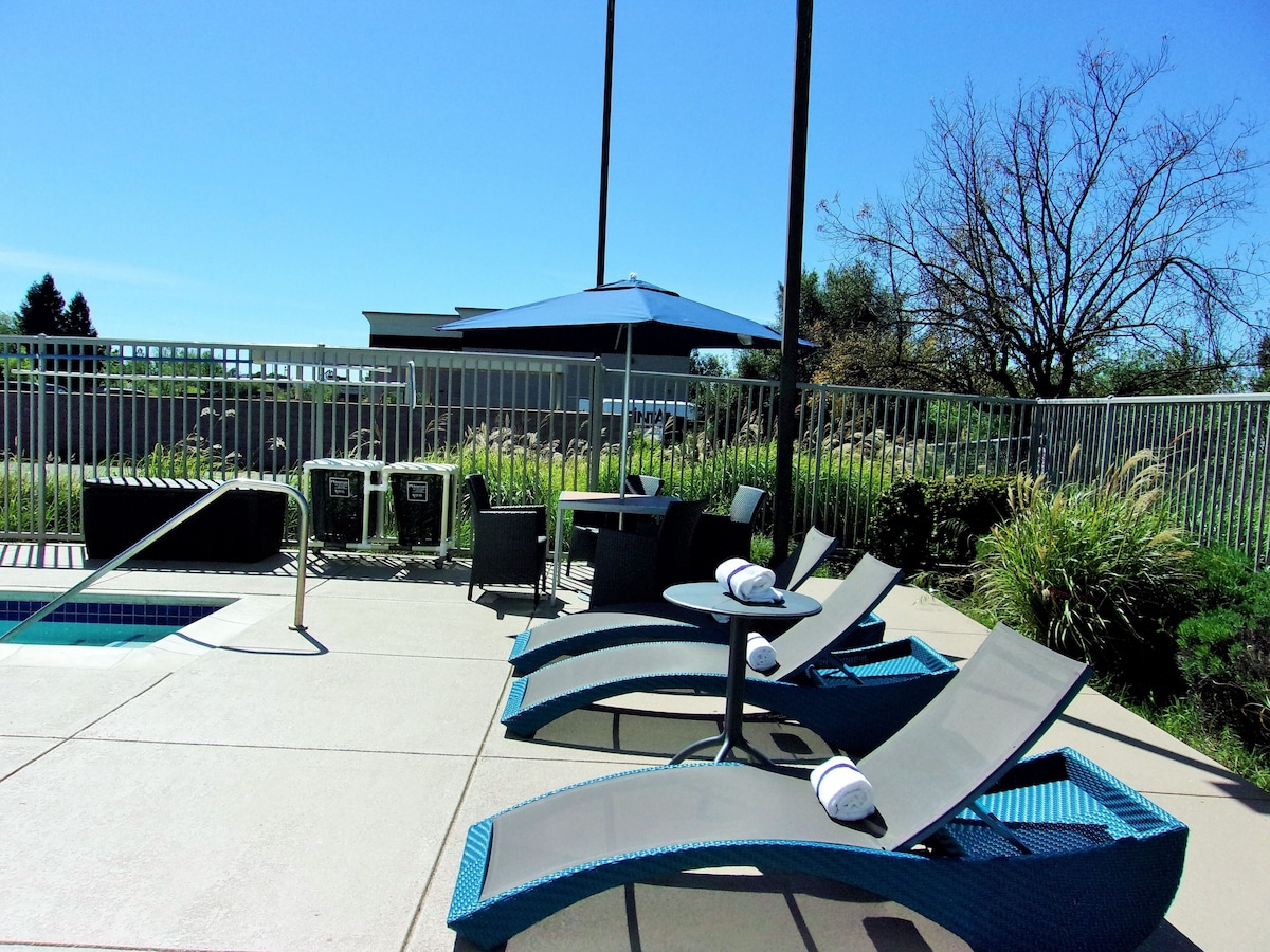 Hampton Inn & Suites Rohnert Park - Sonoma County - Photo 1