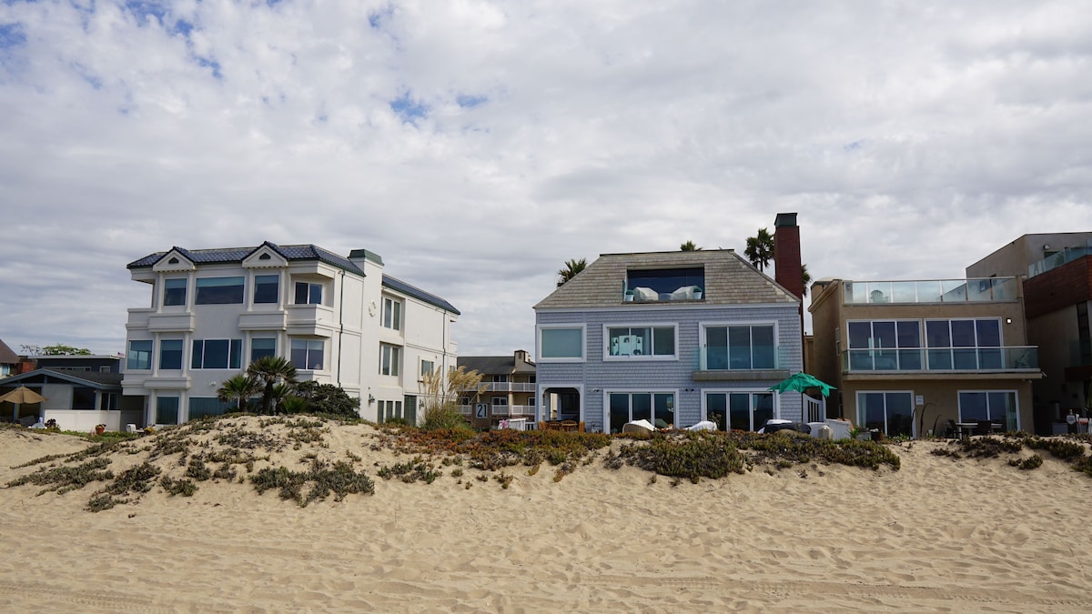 Ocean Surf Inn & Suites - Photo 1