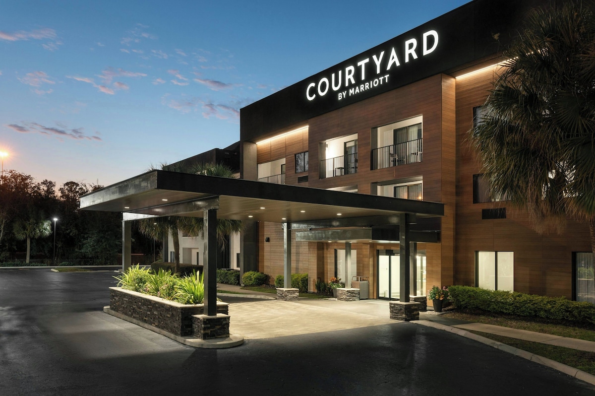 Courtyard by Marriott Gainesville FL - Photo 1