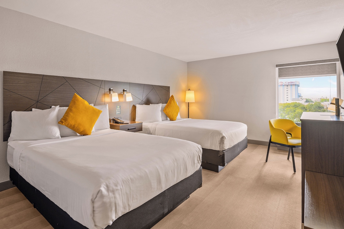 B&B HOTEL Miami Airport - Photo 1