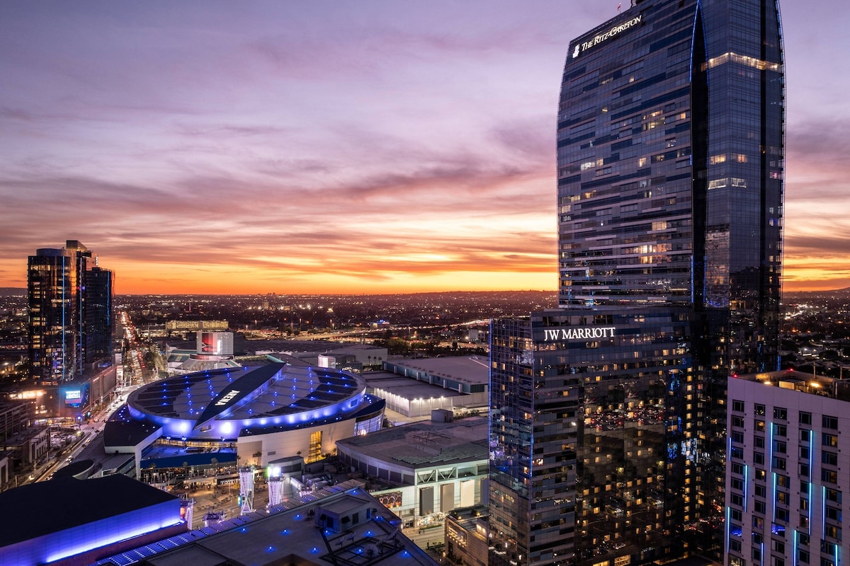 The Ritz-Carlton, Los Angeles - Photo 1