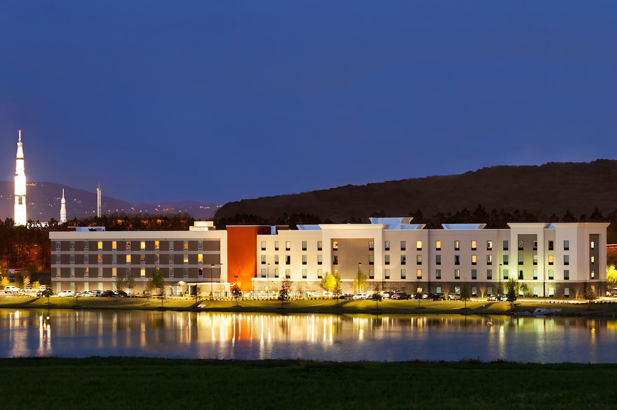 Hampton Inn & Suites Huntsville Research Park Area - Photo 1