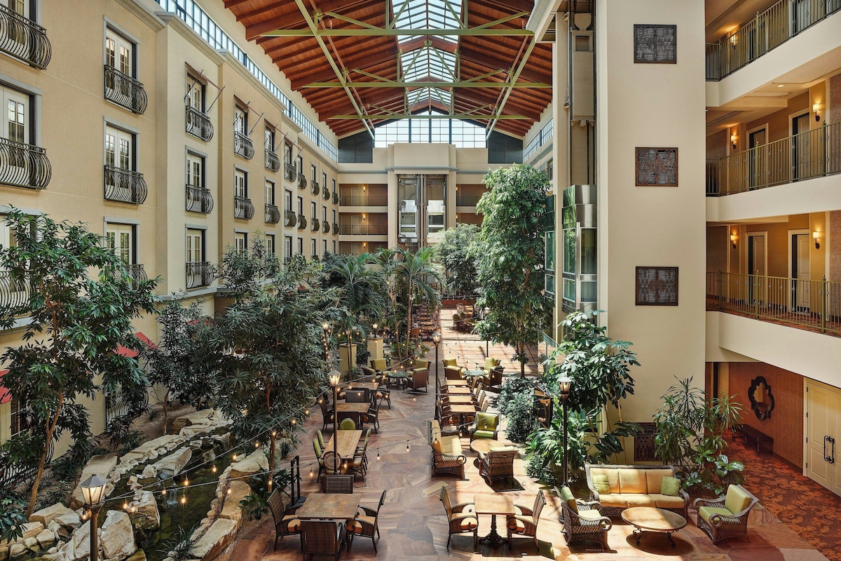 Woolley's Classic Suites - Photo 1