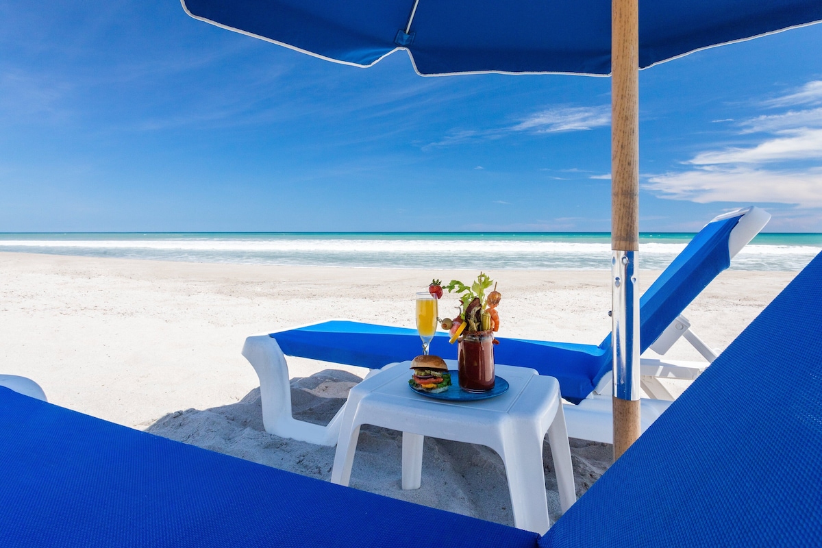 Crowne Plaza Melbourne-Oceanfront By IHG - Photo 1