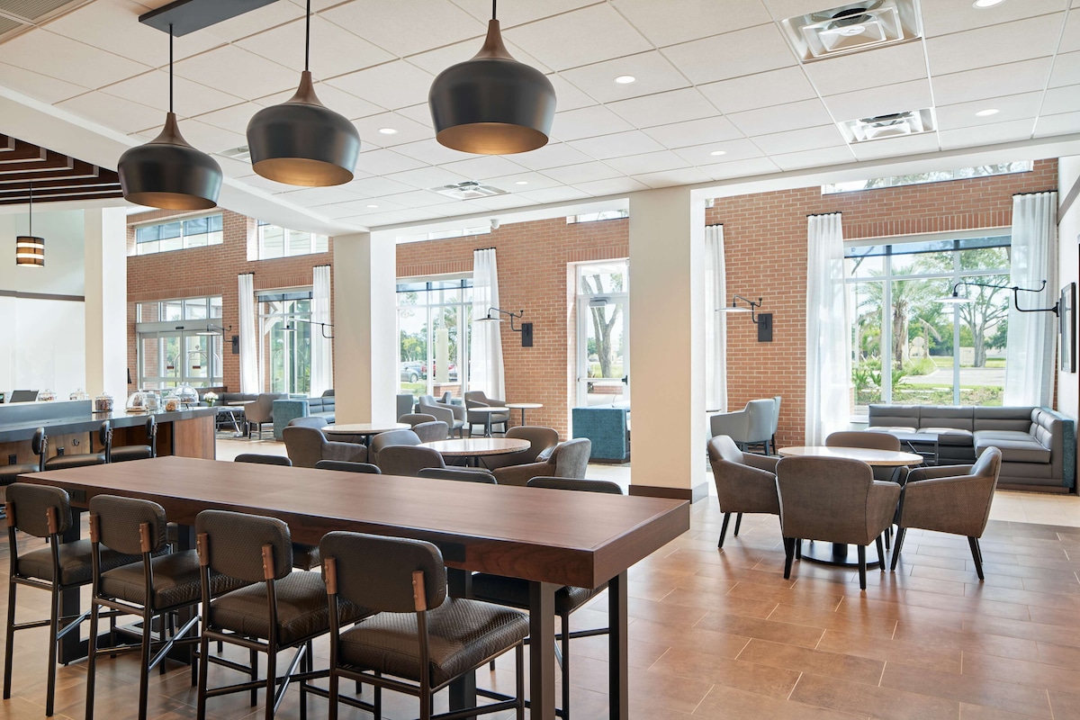Hyatt Place Melbourne / Palm Bay / I-95 - Photo 1