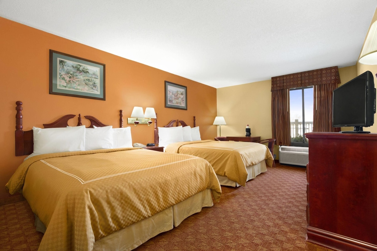 Ramada Limited Columbia - Photo 1