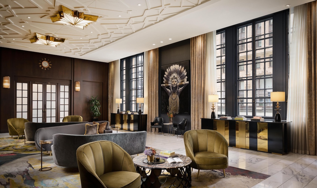 The Allegro Royal Sonesta Hotel Chicago Loop - Photo 1