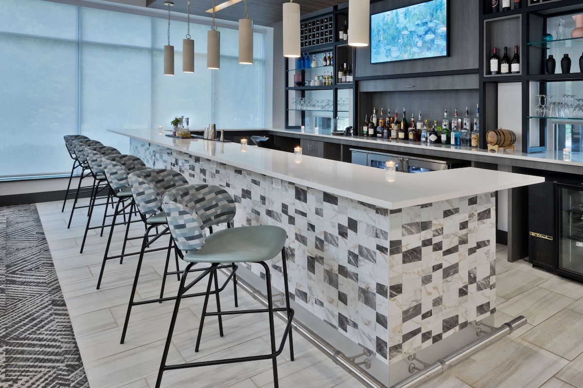 Hilton Garden Inn Birmingham SE/Liberty Park - Photo 1