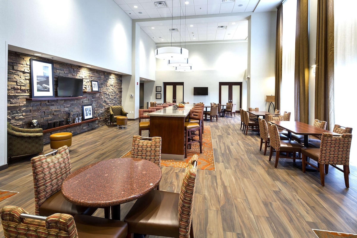Hampton Inn & Suites Page - Lake Powell - Photo 1