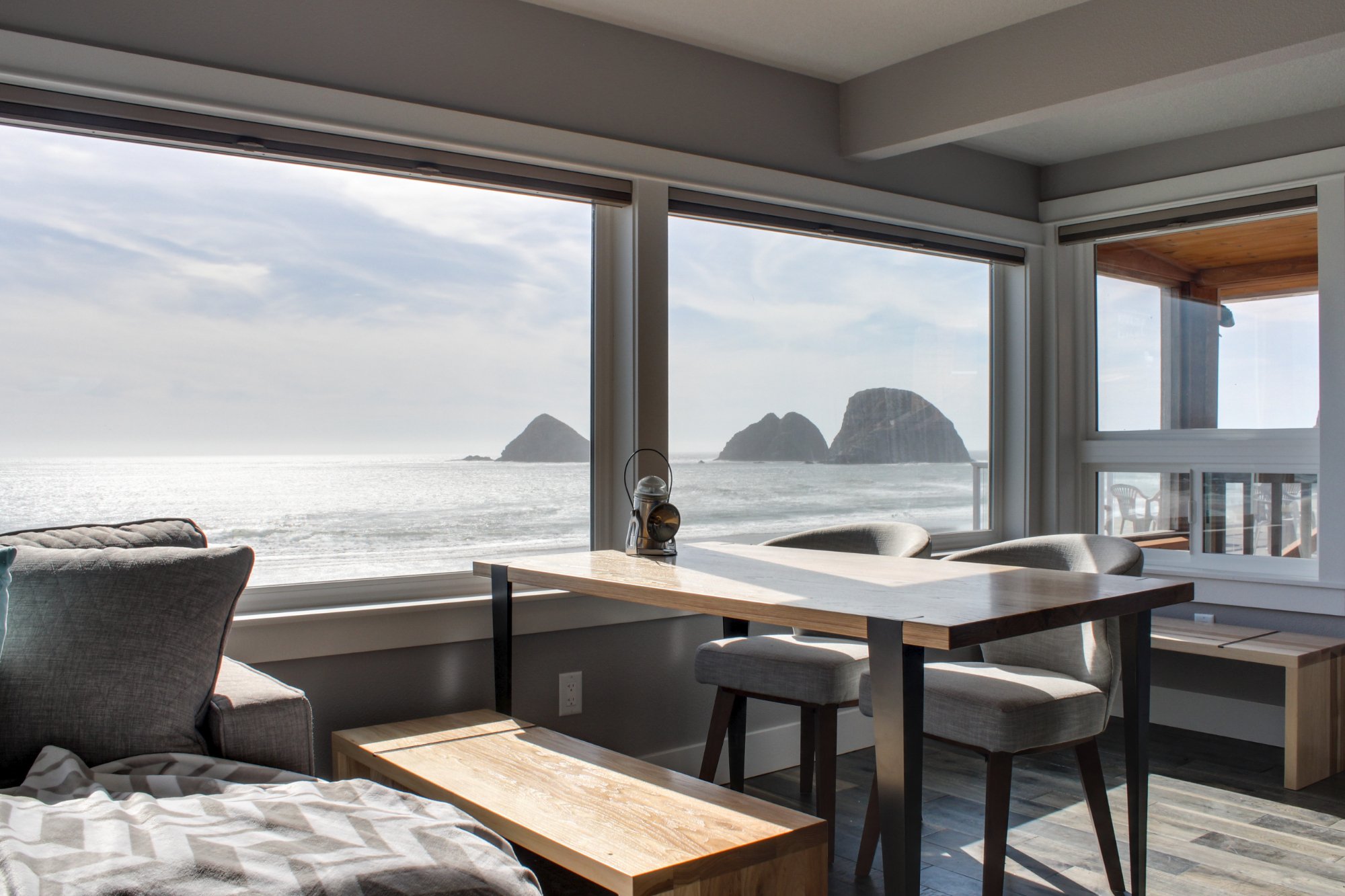 Oceanside Inn - Photo 1