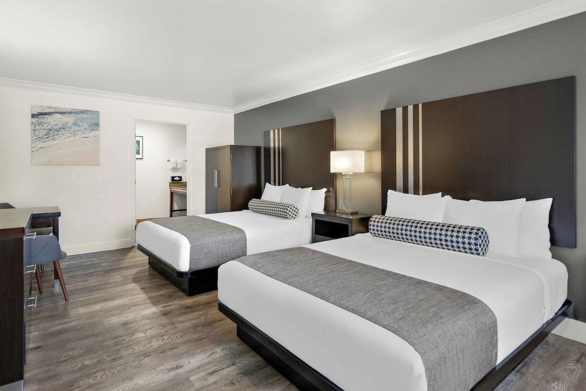 Best Western Park Crest Inn - Photo 1