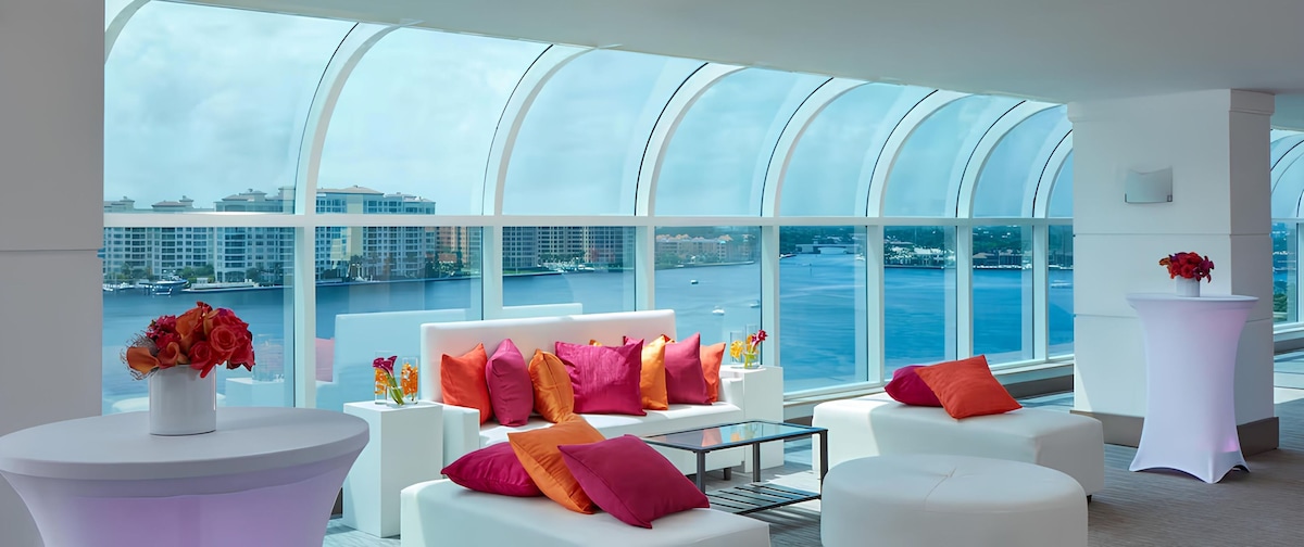 Waterstone Resort & Marina Boca Raton, Curio Collection by Hilton - Photo 1