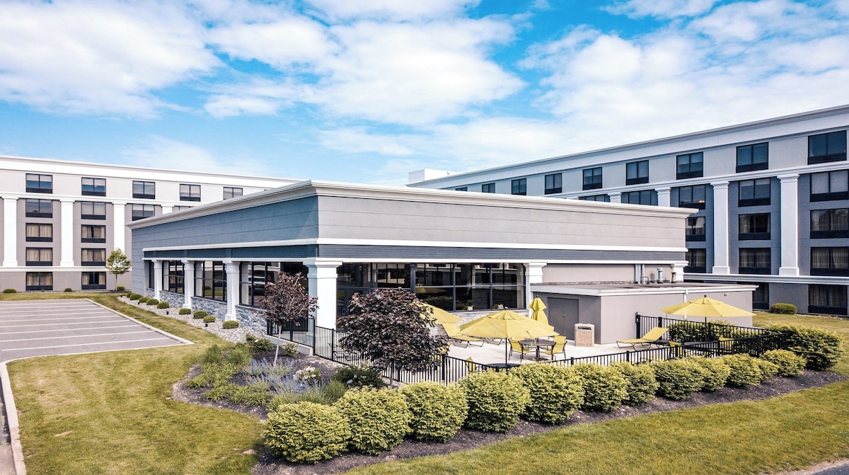 Holiday Inn Cleveland-S Independence by IHG - Photo 1