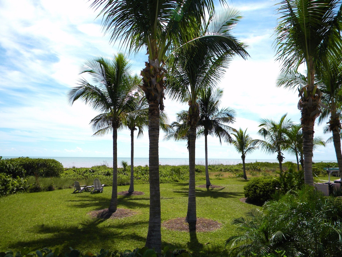 Gulf Breeze Cottages - Photo 1