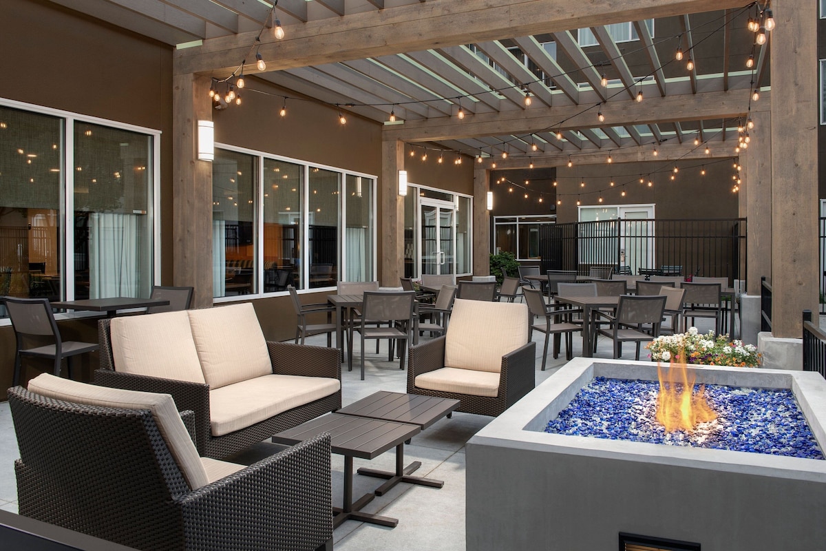 SpringHill Suites by Marriott Boise ParkCenter - Photo 1