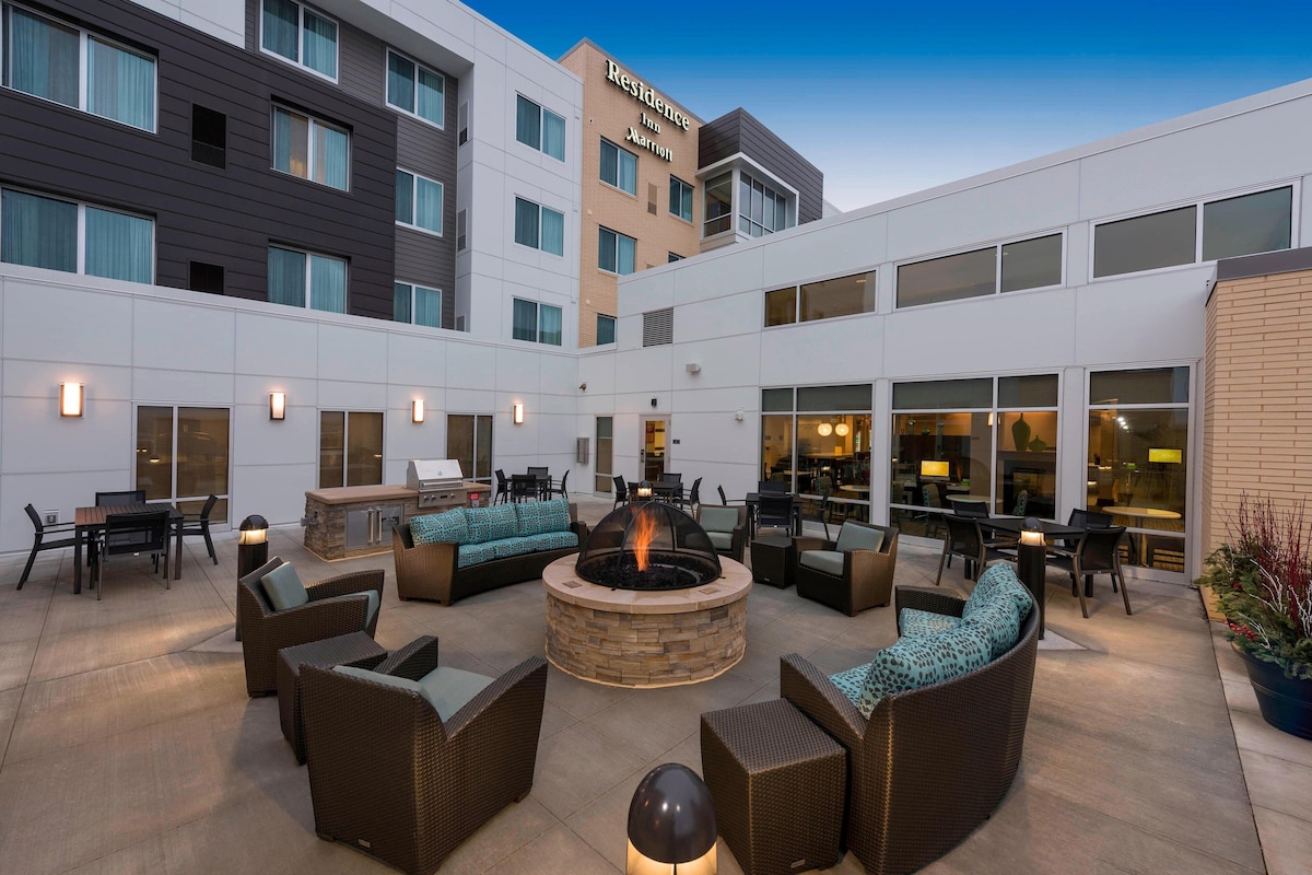 Residence Inn by Marriott Green Bay Downtown - Photo 1