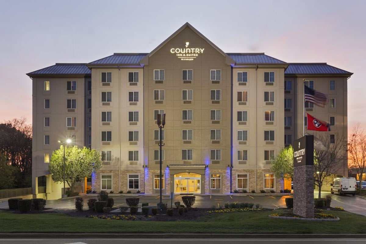 Country Inn & Suites by Radisson Nashville Airport TN - Photo 1