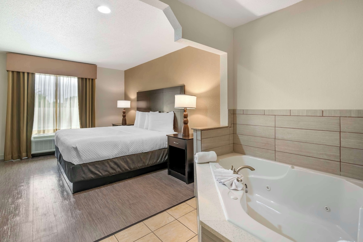 Best Western Suites - Photo 1