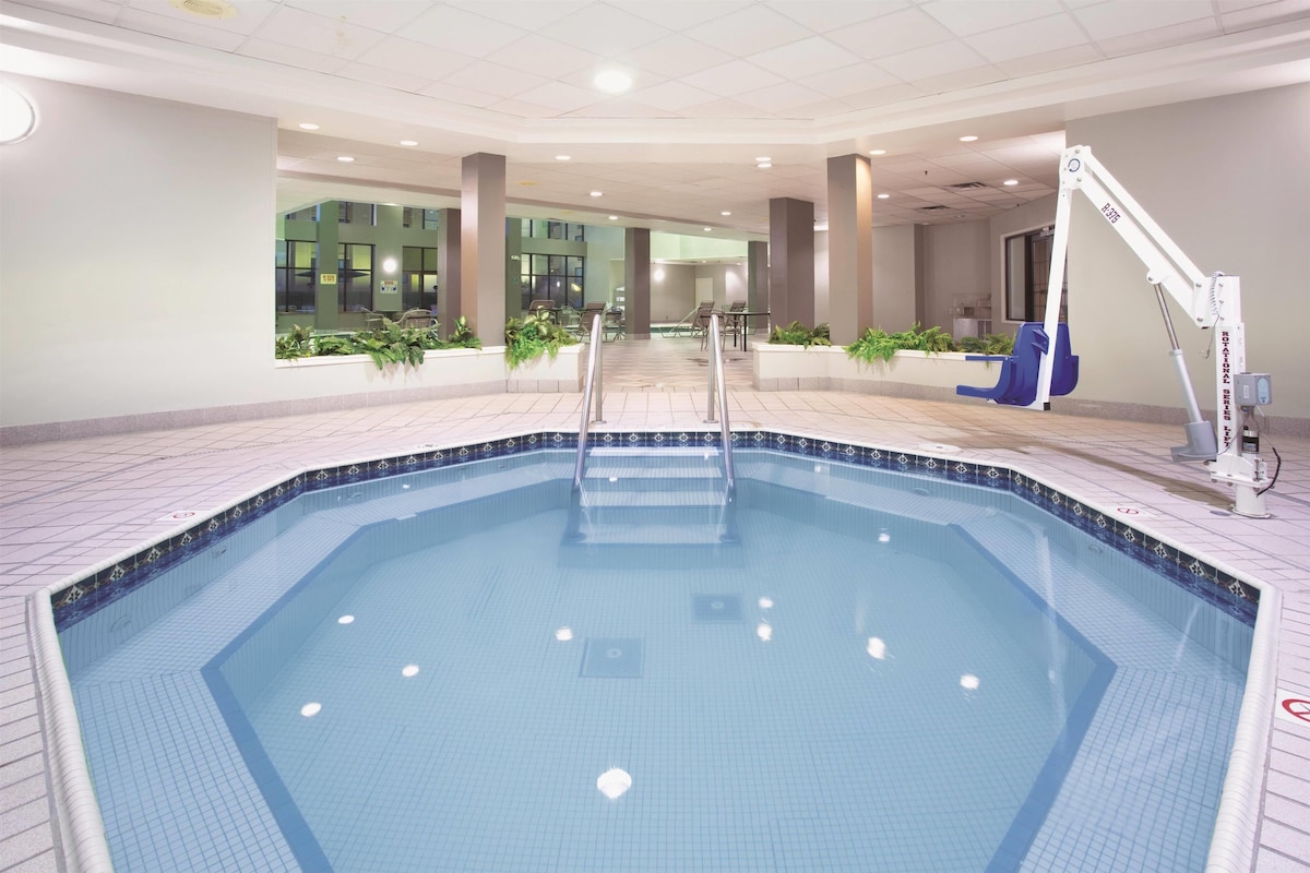 La Quinta by Wyndham Denver Englewood Tech Center - Photo 1