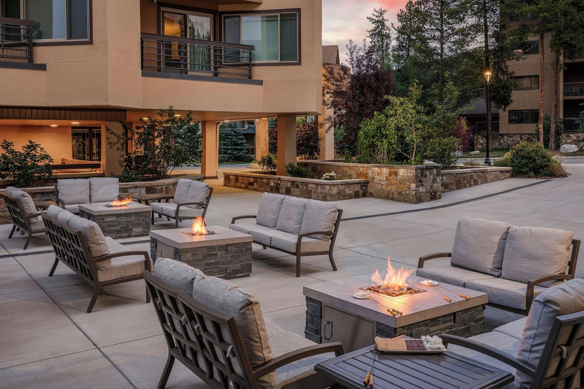 Marriott's Mountain Valley Lodge At Breckenridge - Photo 1