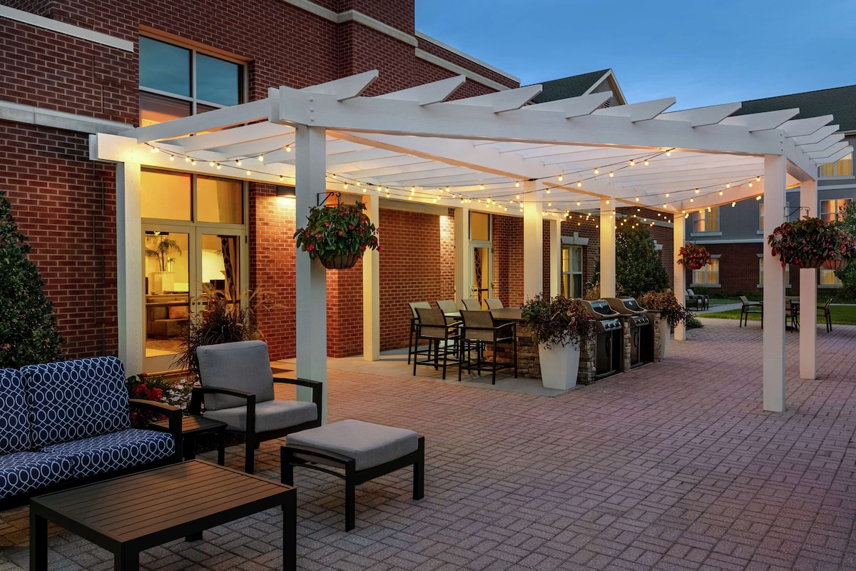 Homewood Suites by Hilton Harrisburg East-Hershey Area - Photo 1