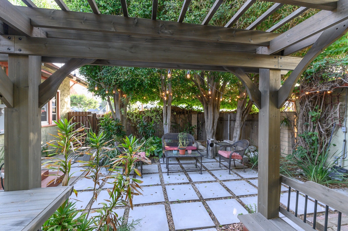 Beachrunner's Inn - Photo 1