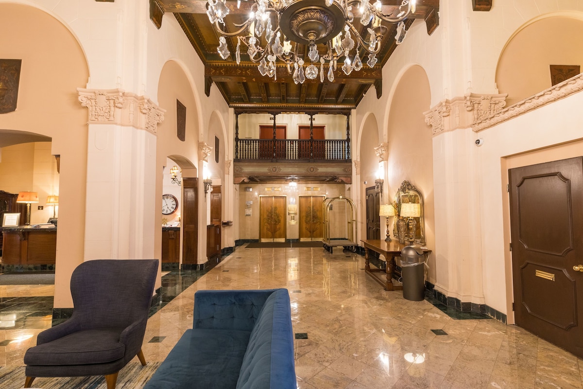 Kensington Park Hotel - Photo 1
