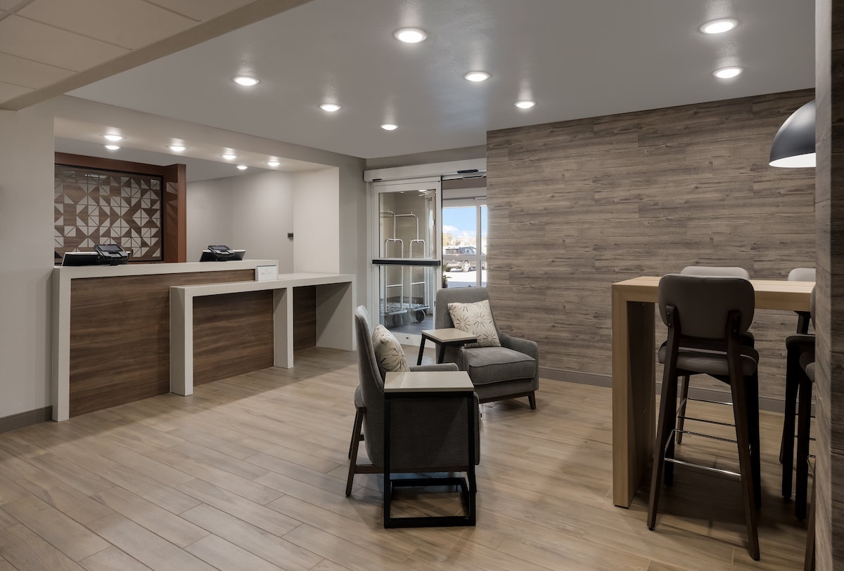 Candlewood Suites Lafayette - River Ranch by IHG - Photo 1