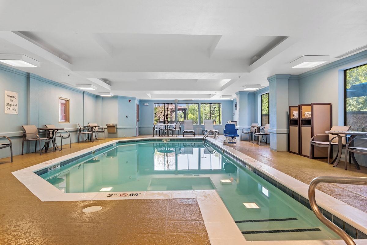 Holiday Inn Express & Suites Maumelle - Little Rock Nw By IHG - Photo 1