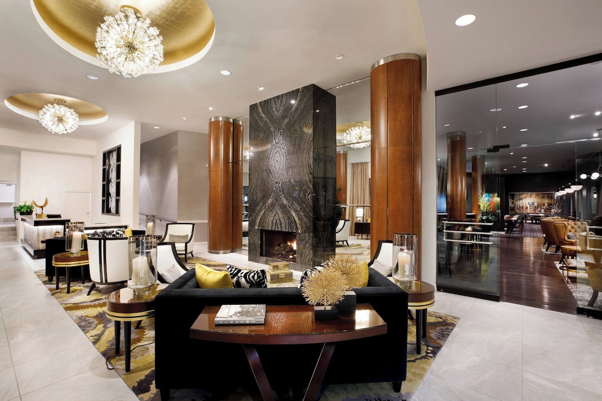 Hotel Metro, Autograph Collection - Photo 1