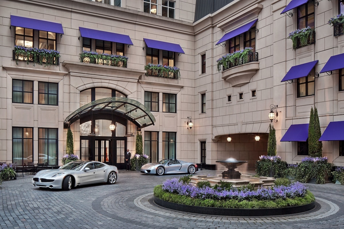 Waldorf Astoria Chicago - Photo 1