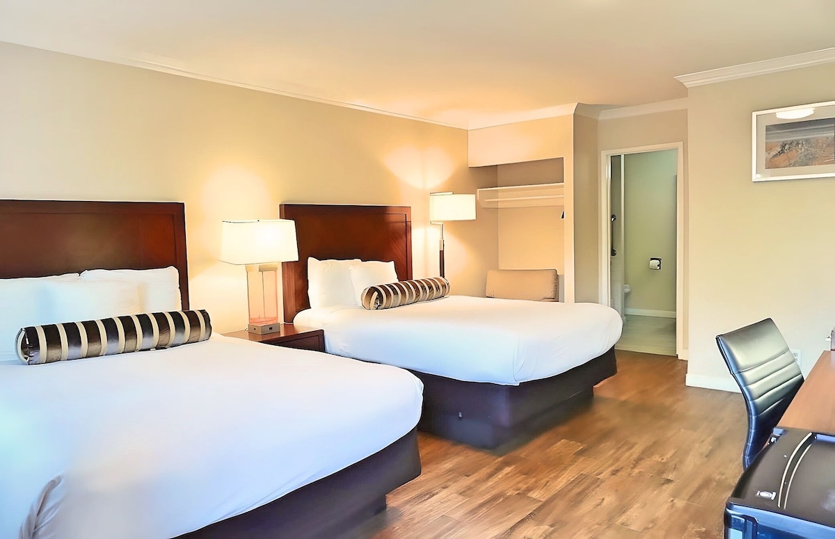 Rose Garden Inn - Photo 1