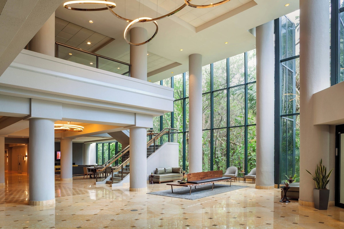Fort Lauderdale Marriott North - Photo 1