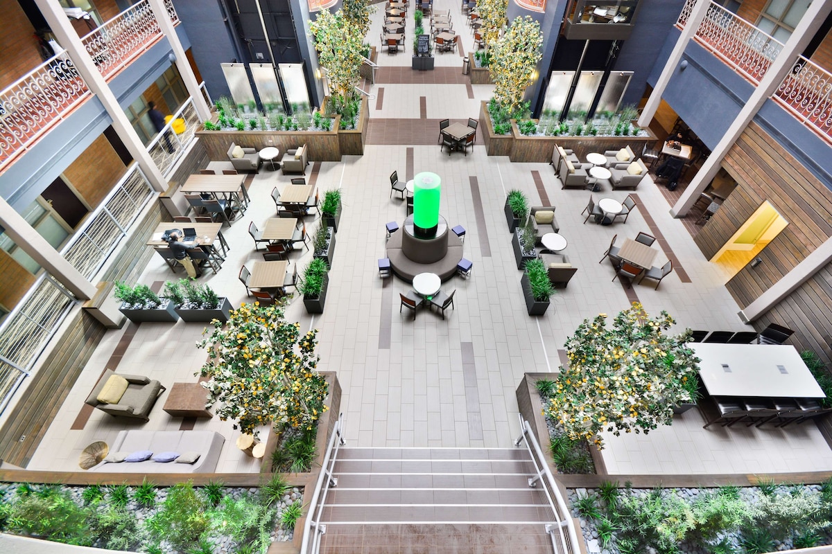 Embassy Suites by Hilton Denver Central Park - Photo 1
