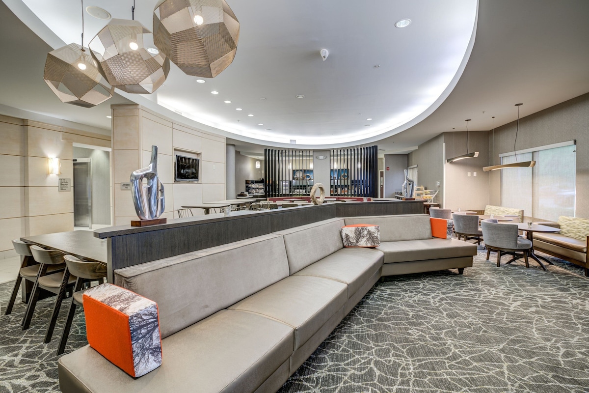 SpringHill Suites by Marriott Gainesville - Photo 1